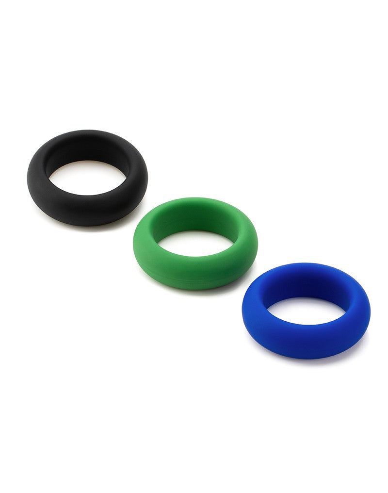 Black Je Joue 3-Pack Silicone C-Rings with varied sizes for a customizable fit.