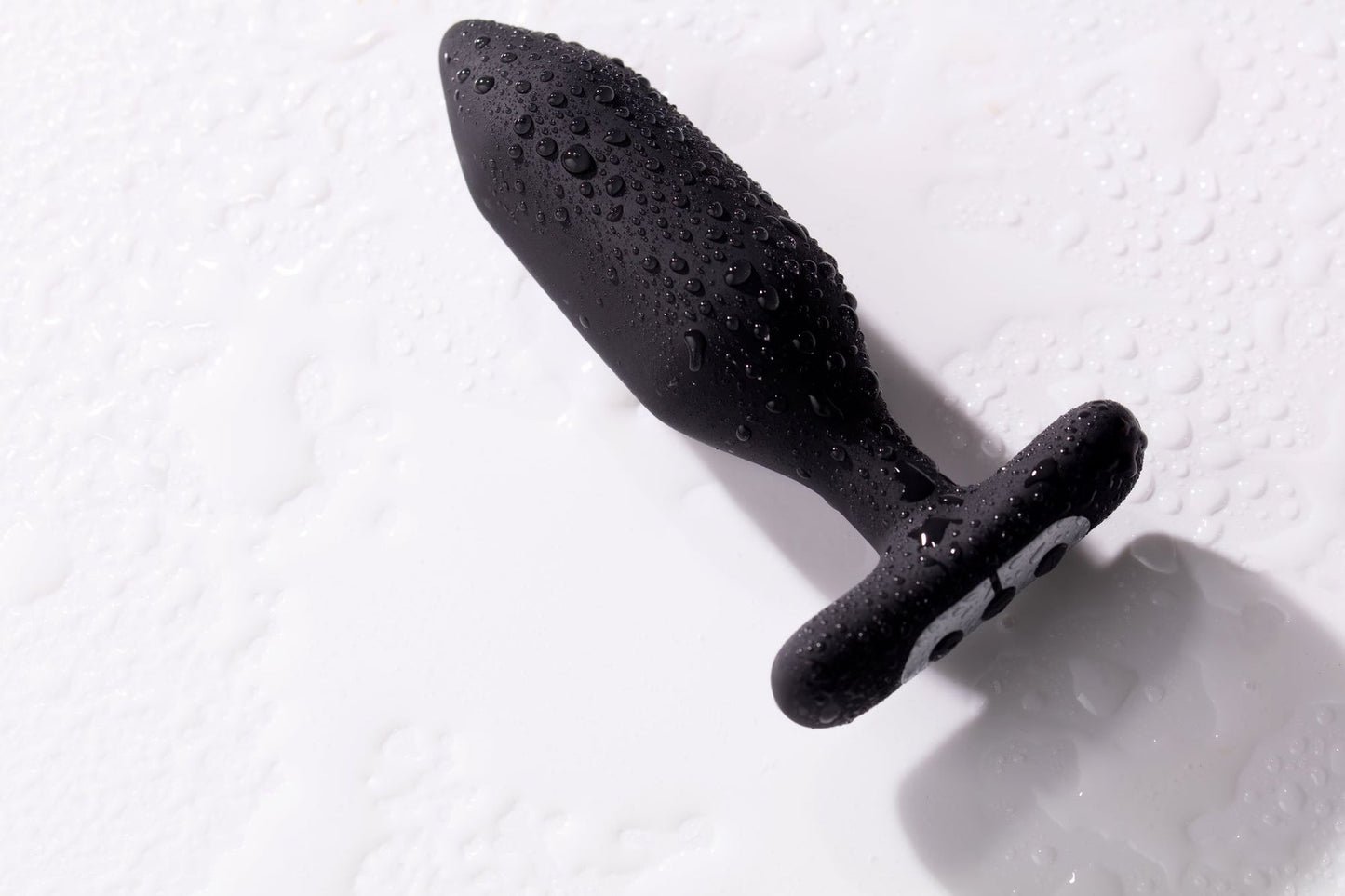Onyx Vibrating Butt Plug Black - Male Pleasure Toys Discover premium men's pleasure toys designed for satisfaction, performance, and unique experience